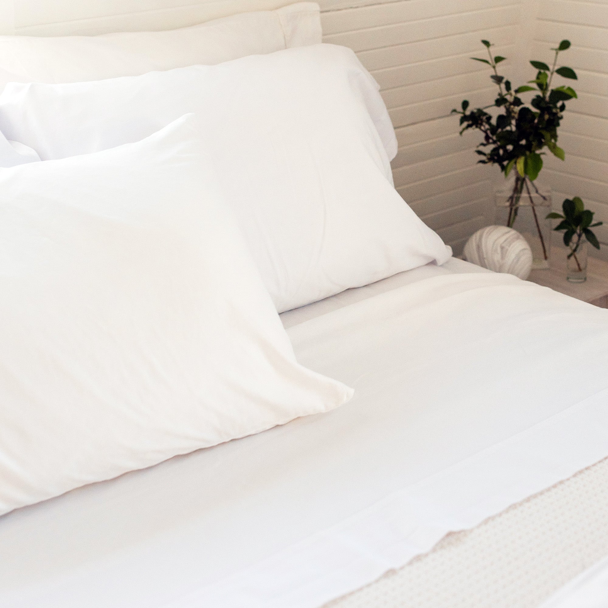 How to Size Blankets for Your Bed - American Blanket Company